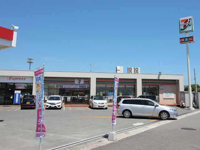 コンビニ　セブン‐イレブン別府上人ヶ浜店（コンビニ）まで600m