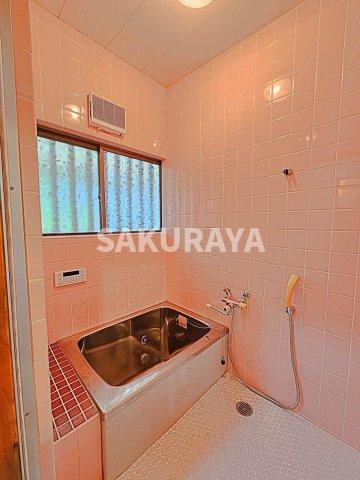 バス・シャワールーム　2024年8月撮影。