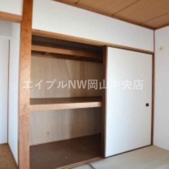 【岡山市北区柳町のマンションの収納】