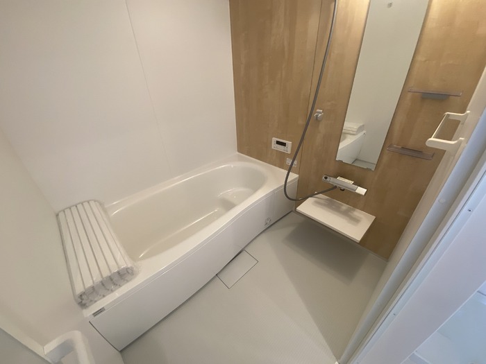 バス・シャワールーム　一坪風呂