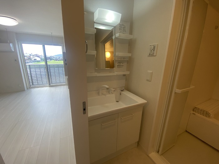 洗面設備　洗髪洗面化粧台