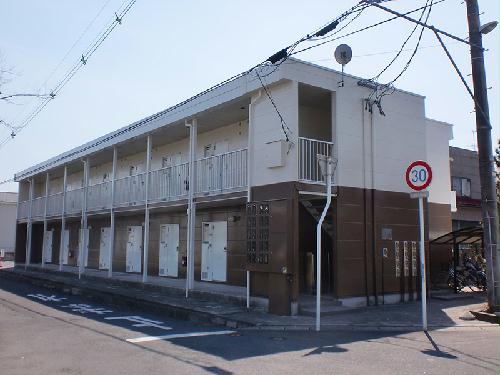 レオパレスあさひ吉岡の建物外観