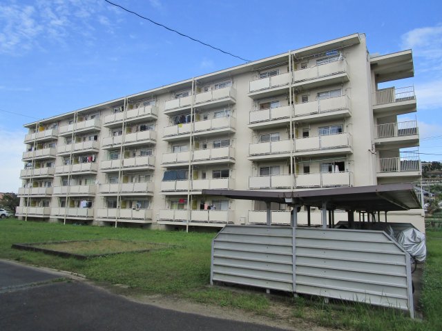 ビレッジハウス沢野本の建物外観