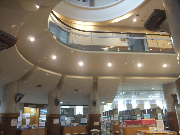 【大田区羽田旭町のマンションの図書館】