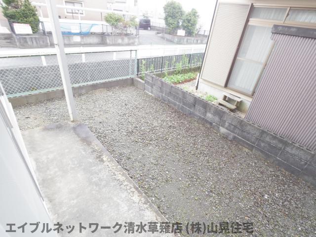 庭　同イメージ