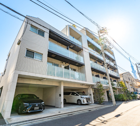 墨田区堤通のマンションの建物外観