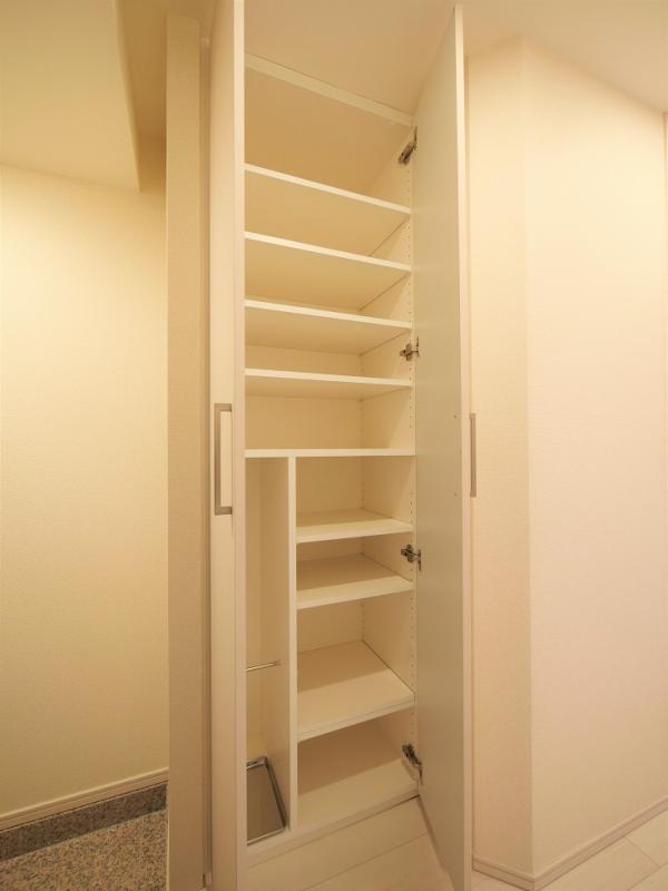 その他設備　シューズボックス