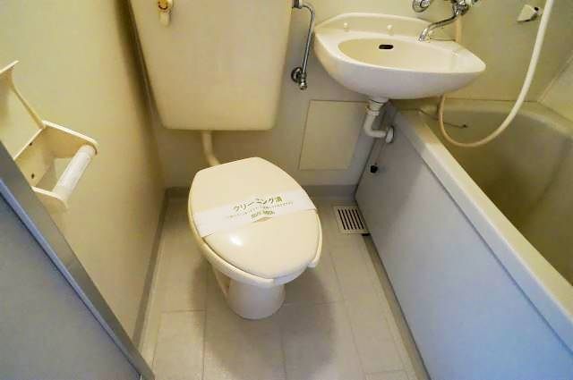 トイレ　綺麗なエントランス