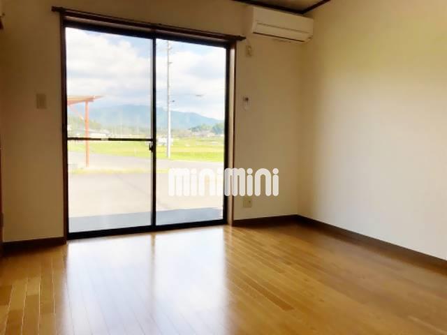 その他部屋・スペース　エアコン付きのリビング