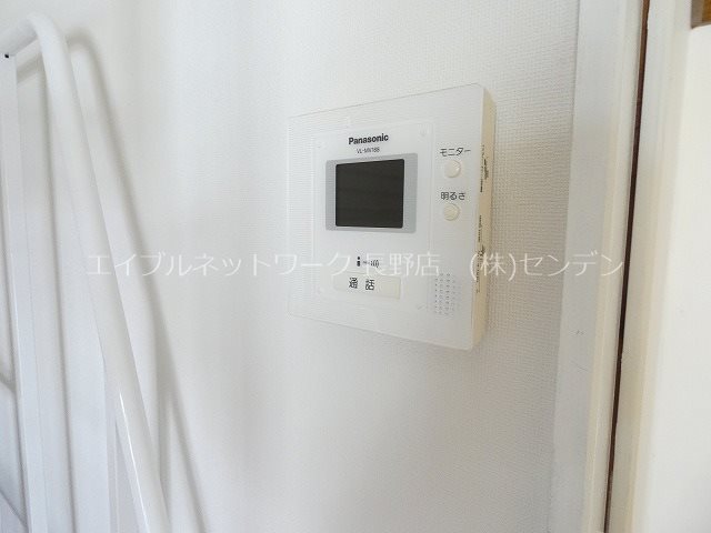 セキュリティ　写真は101号室です（参考）