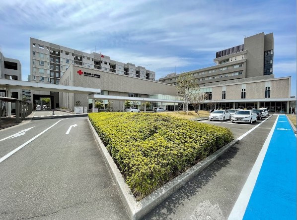 病院　福岡赤十字病院（病院）まで875m