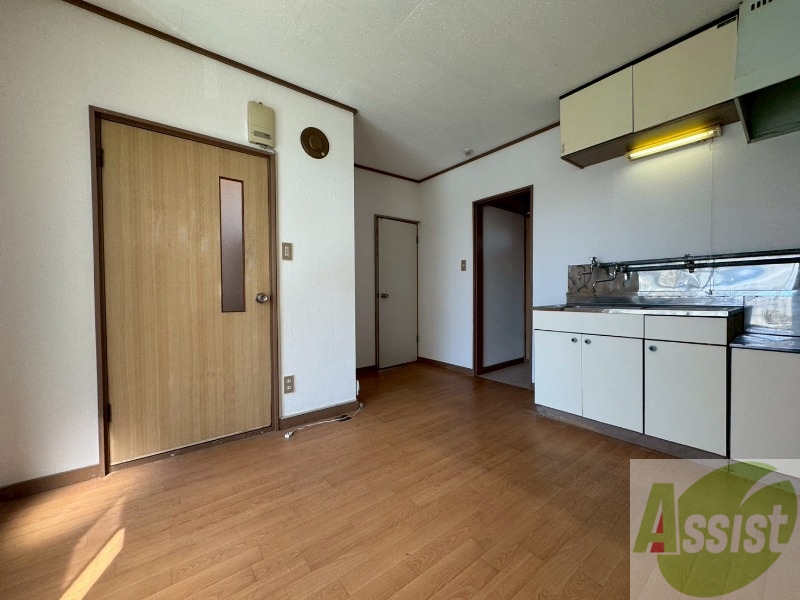 居室・リビング　広くてキレイなお部屋が広がっていて、充実した生活が送れそう。