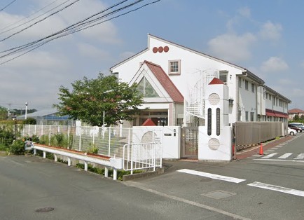 幼稚園・保育園　いずみこども園（幼稚園・保育園）まで631m