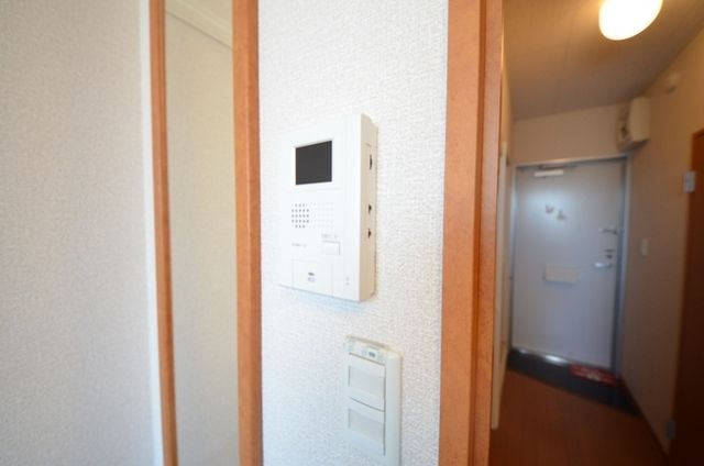 セキュリティ　TVモニターホンで安心