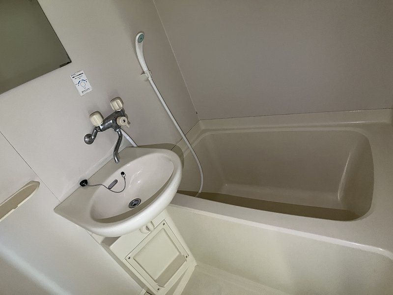 バス・シャワールーム　別室参考画像です