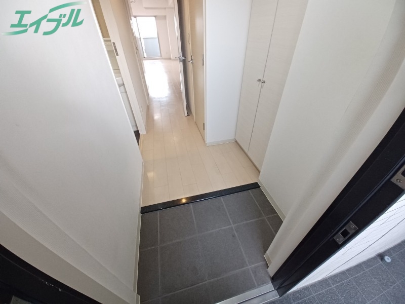 玄関　同タイプの画像です