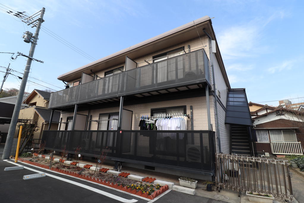 建物外観　2階建てアパートです！