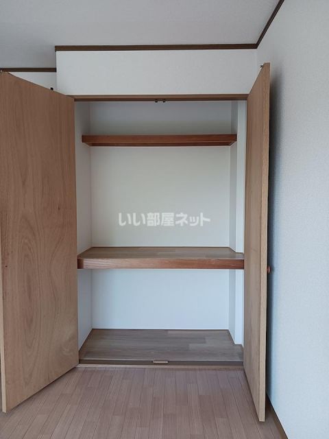 パークハイツ・平川の内装写真