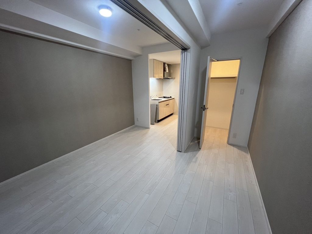 居室・リビング　エントランス