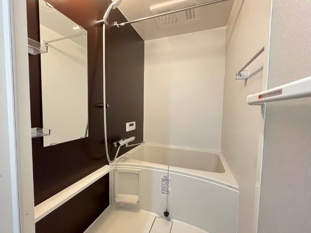 バス・シャワールーム　浴室乾燥機付き