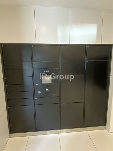 エントランス　宅配ボックス