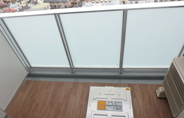 バルコニー　バルコニー