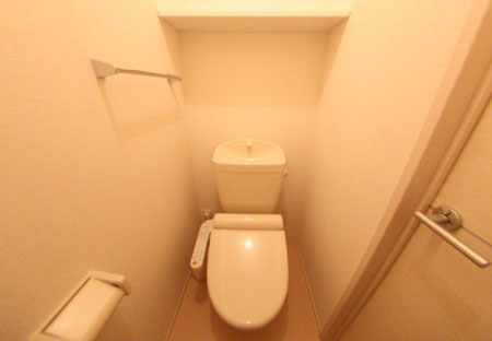 トイレ　清潔感のあるトイレです