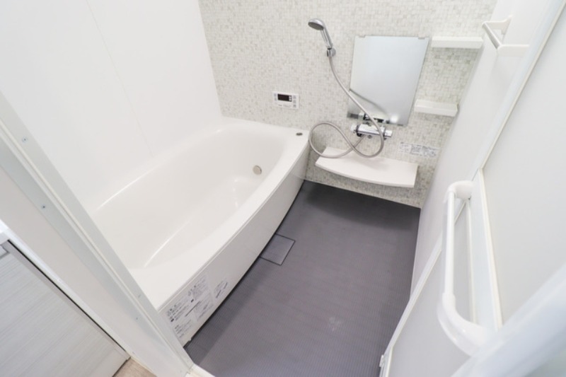 バス・シャワールーム　図面と現状に相違がある場合には現状を優先