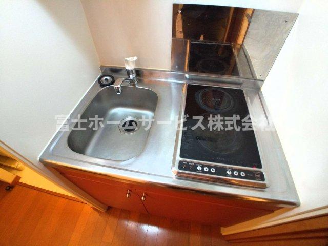 キッチン　一人暮らしにピッタリの機能的なシンク