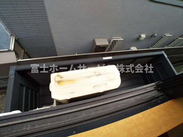 バルコニー　エアコン設置