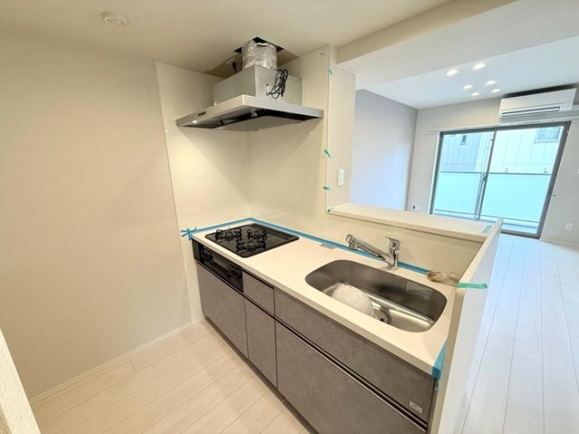 キッチン　※別部屋参考写真となります※