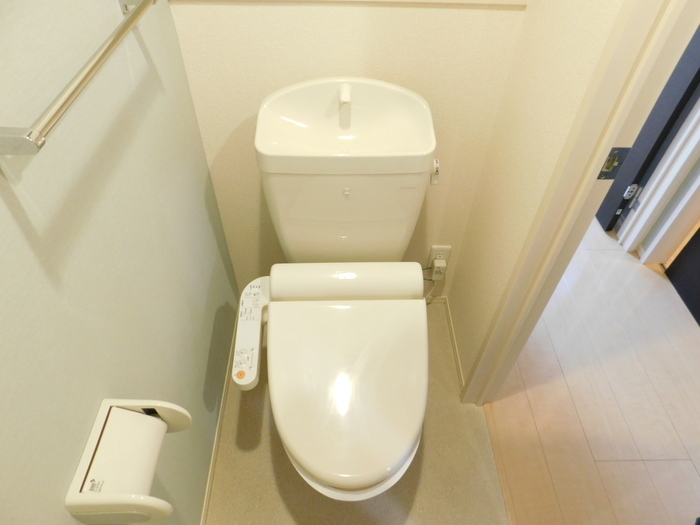 トイレ　温水洗浄便座☆
