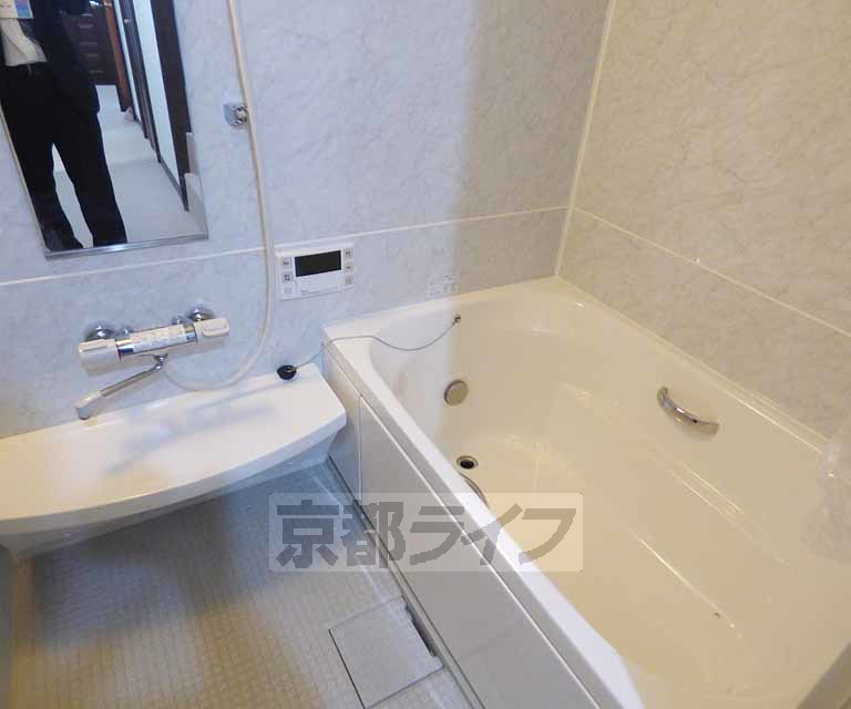 バス・シャワールーム　バスです。