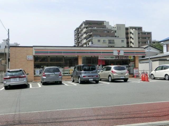 コンビニ　セブンイレブン（コンビニ）まで85m