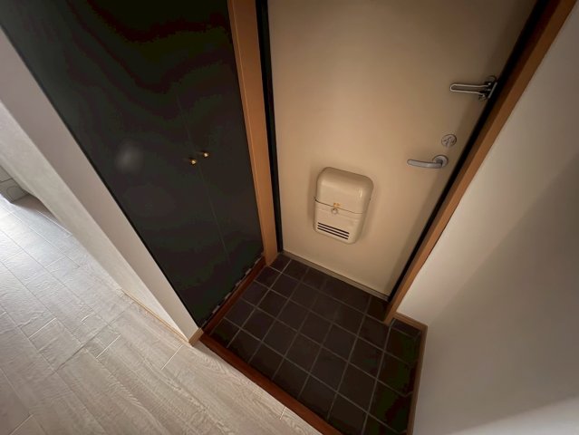 玄関　ヴェリエール・ドゥ・セ