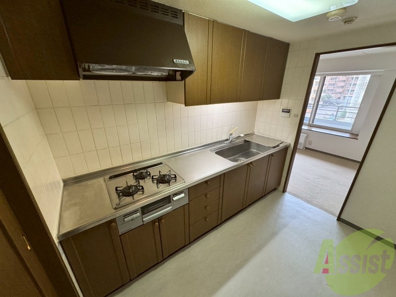 キッチン　キッチンはスペースも広々していて使いやすそうですよ！