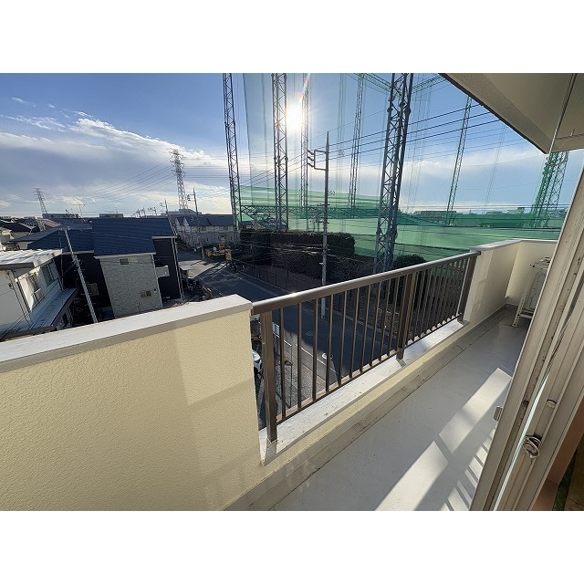 バルコニー　南向き！