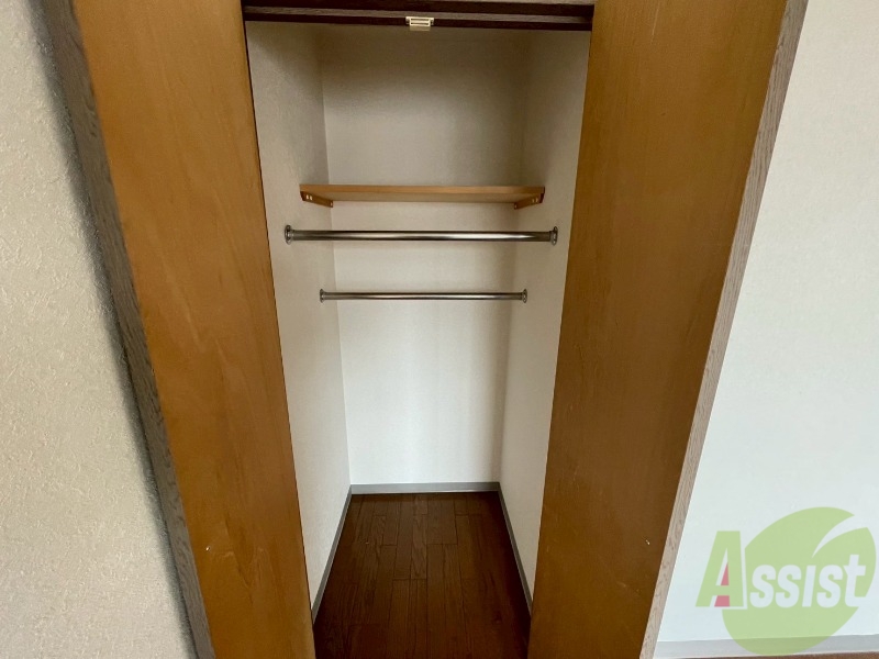 収納　クローゼットがありました。お洋服や荷物はここへ