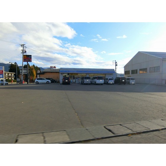 コンビニ　ローソン中野岩船店（コンビニ）まで764m