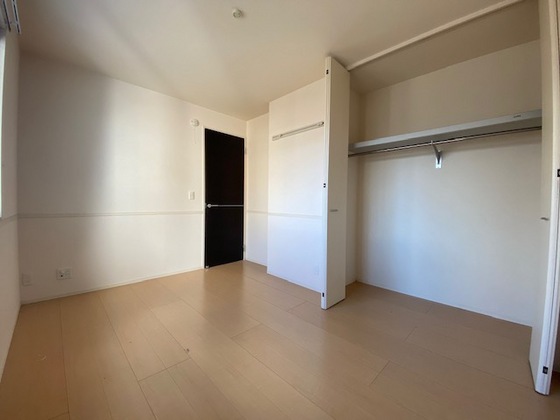 収納　※別部屋の写真です