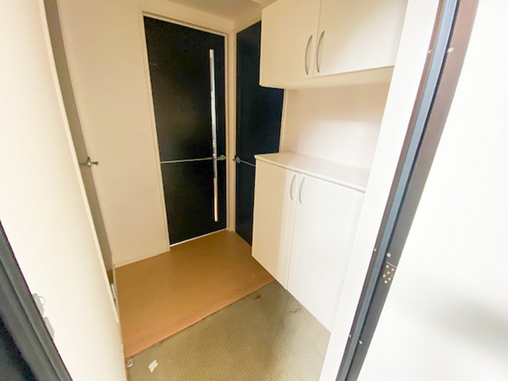 玄関　※別部屋の写真です