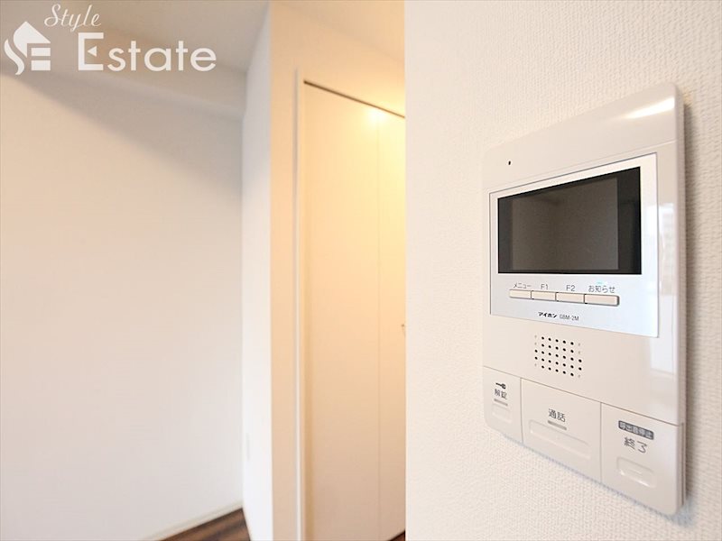 セキュリティ　モニター付きインターホン