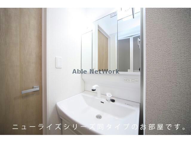 洗面設備　同型モデル