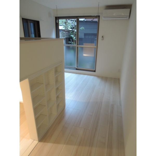 居室・リビング　同建物参考写真