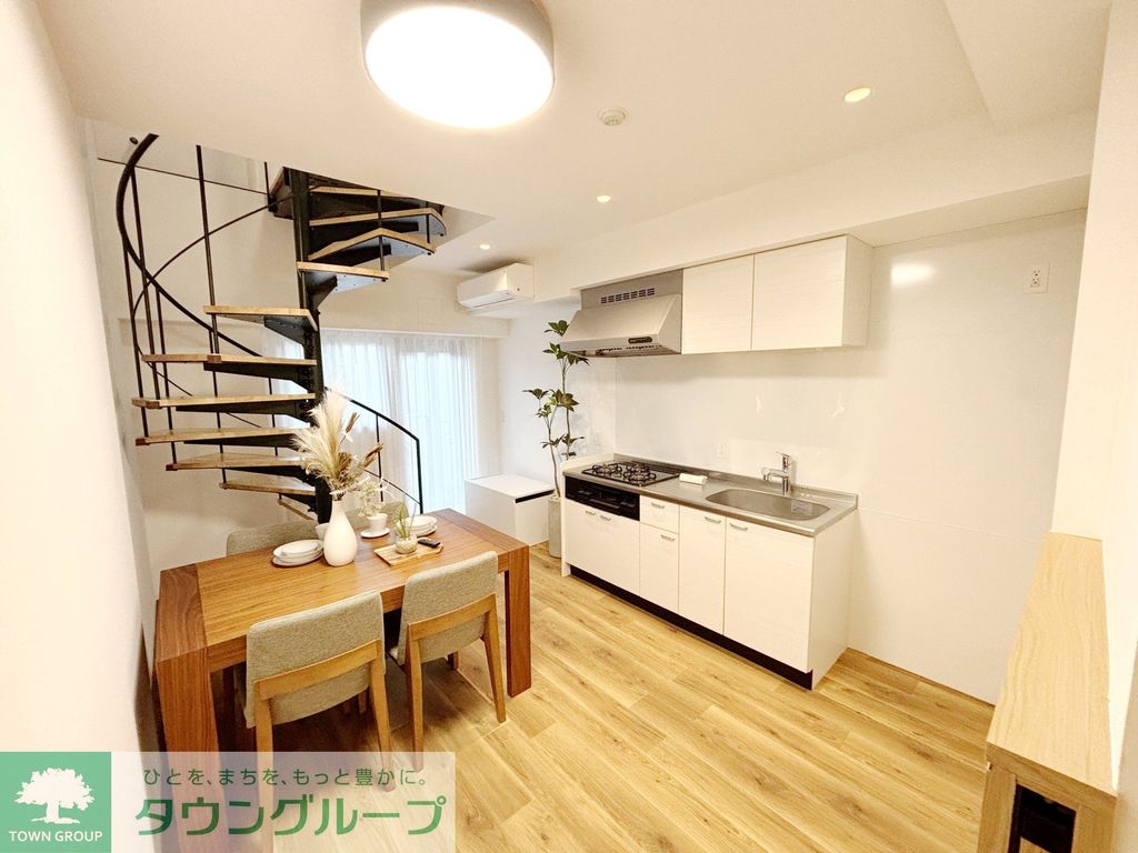 居室・リビング　キッチン