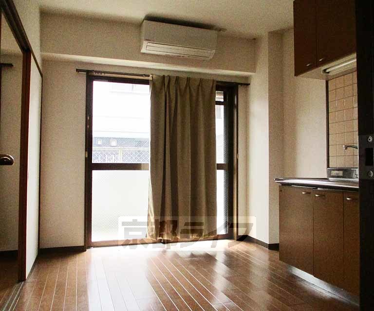 居室・リビング　キッチンです。