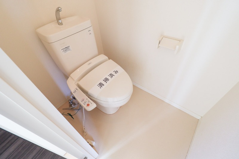 トイレ　図面と現状に相違がある場合には現状を優先