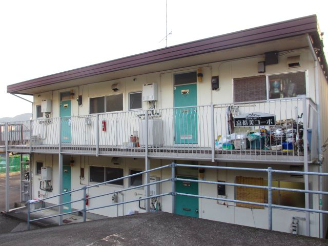 建物外観　2016年10月撮影