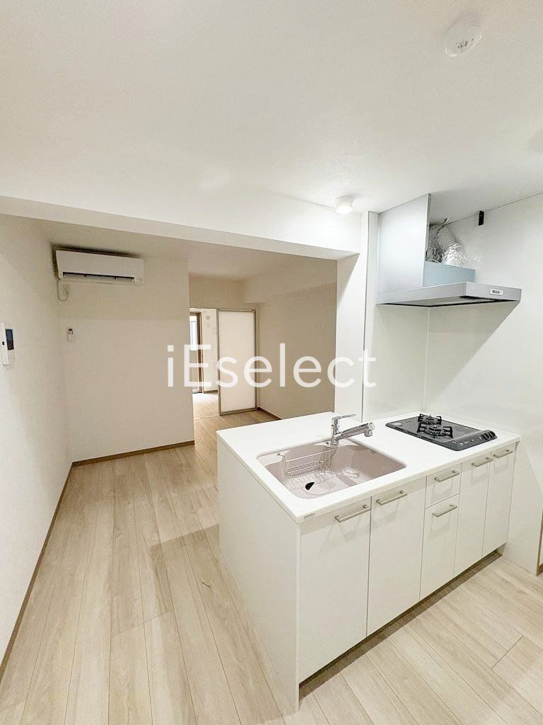 居室・リビング　明るくキレイなリビングルーム♪