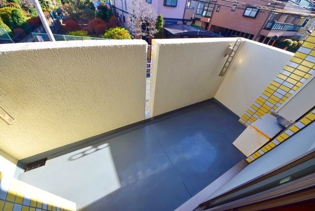 バルコニー　タウンハウジング府中店まで